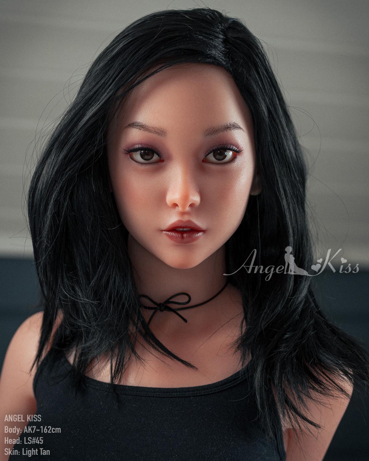 Silicone sex doll Lara | High end sex doll with black hair