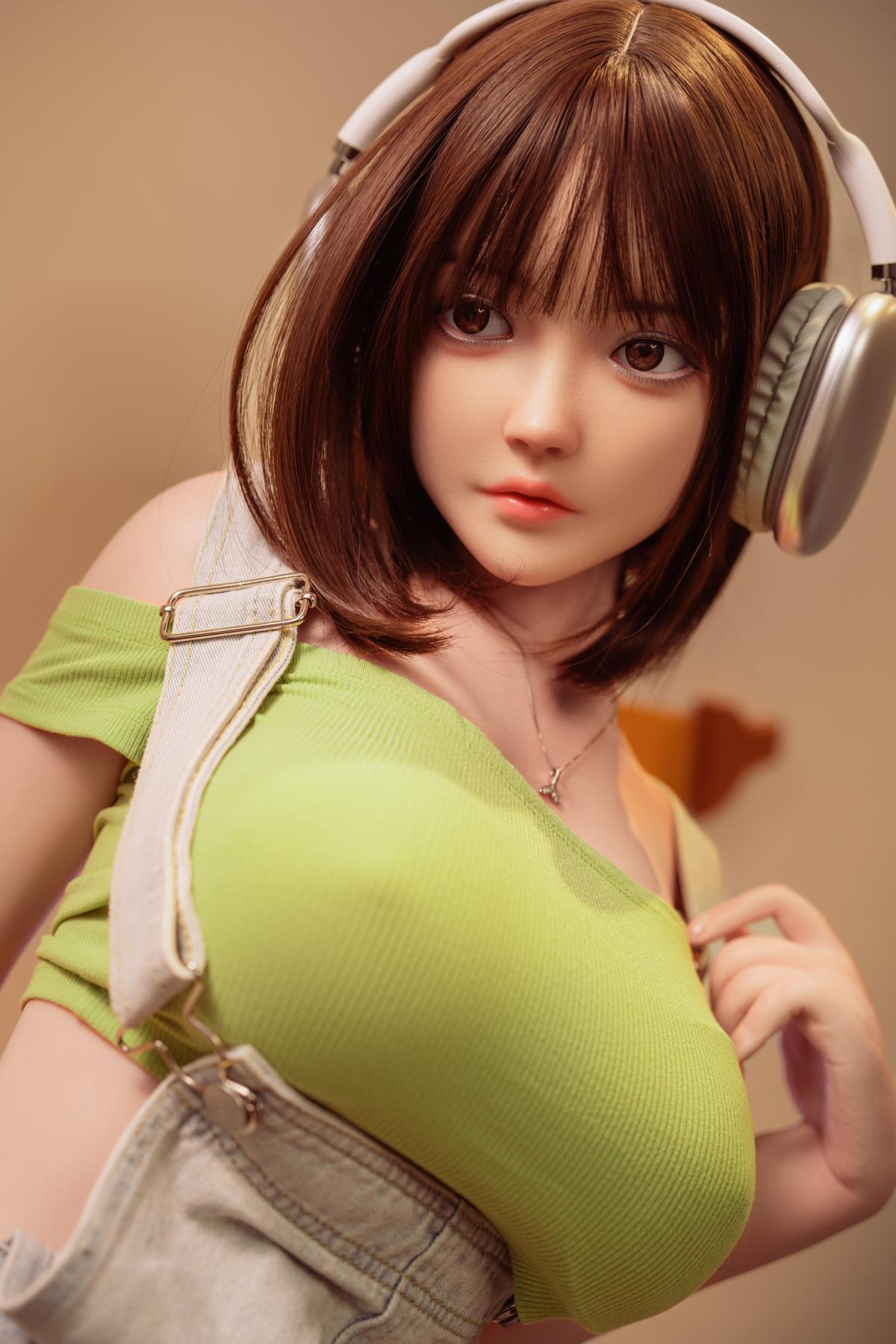 Hybrid sex doll Yuha | Manga Sexdoll with fast shipping