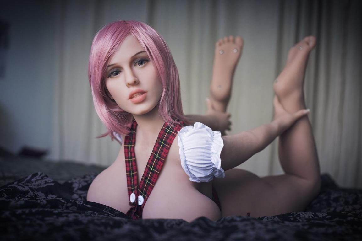 Cheap small sex doll Melanie | Curvy with big breasts 